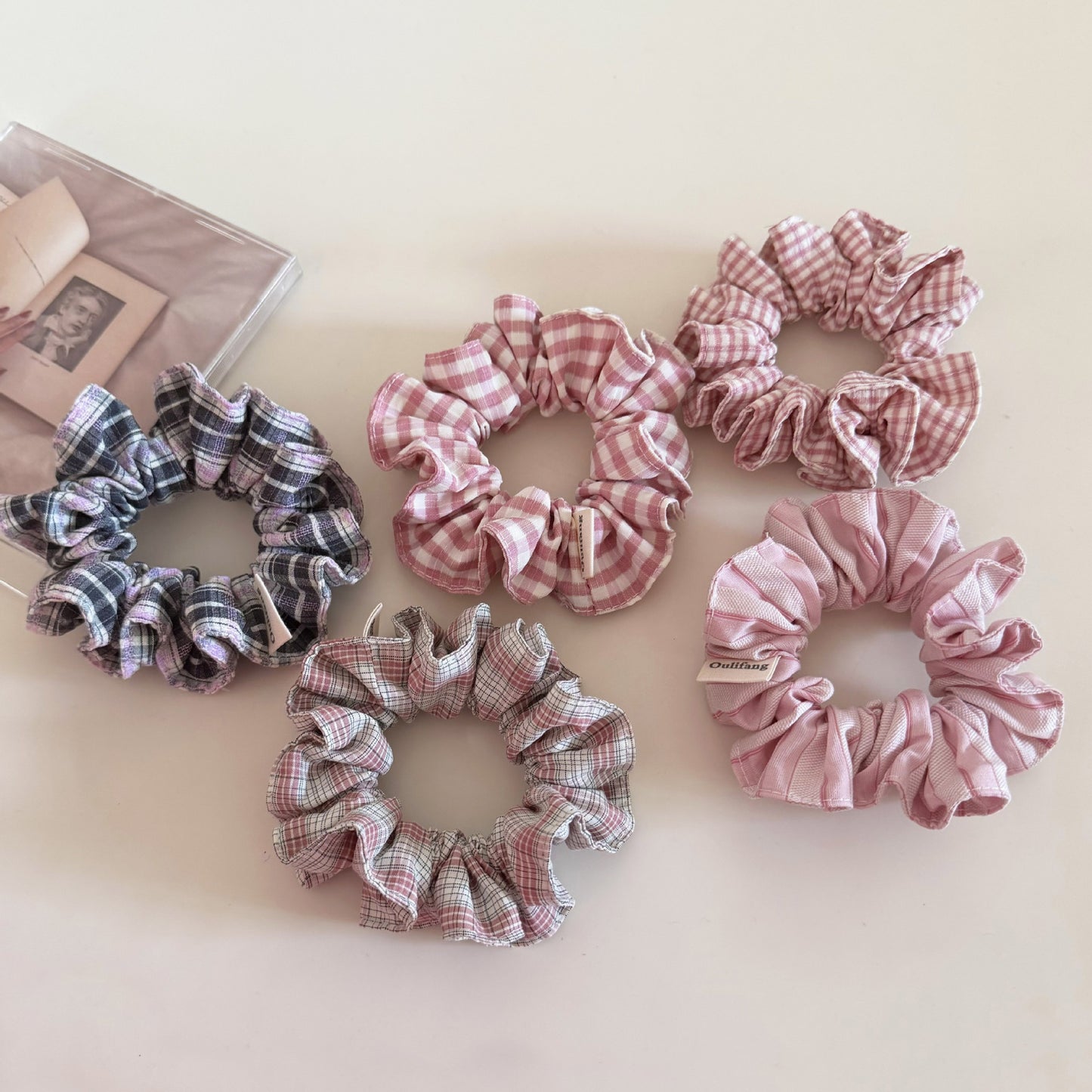 Plaid New Style Cloth Checkered Scrunchies In Pink For Stylish Hair Accessories