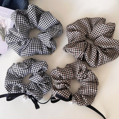 New Style Checkered Scrunchies In Black & White, Classic Hair Accessories With Trendy Pattern