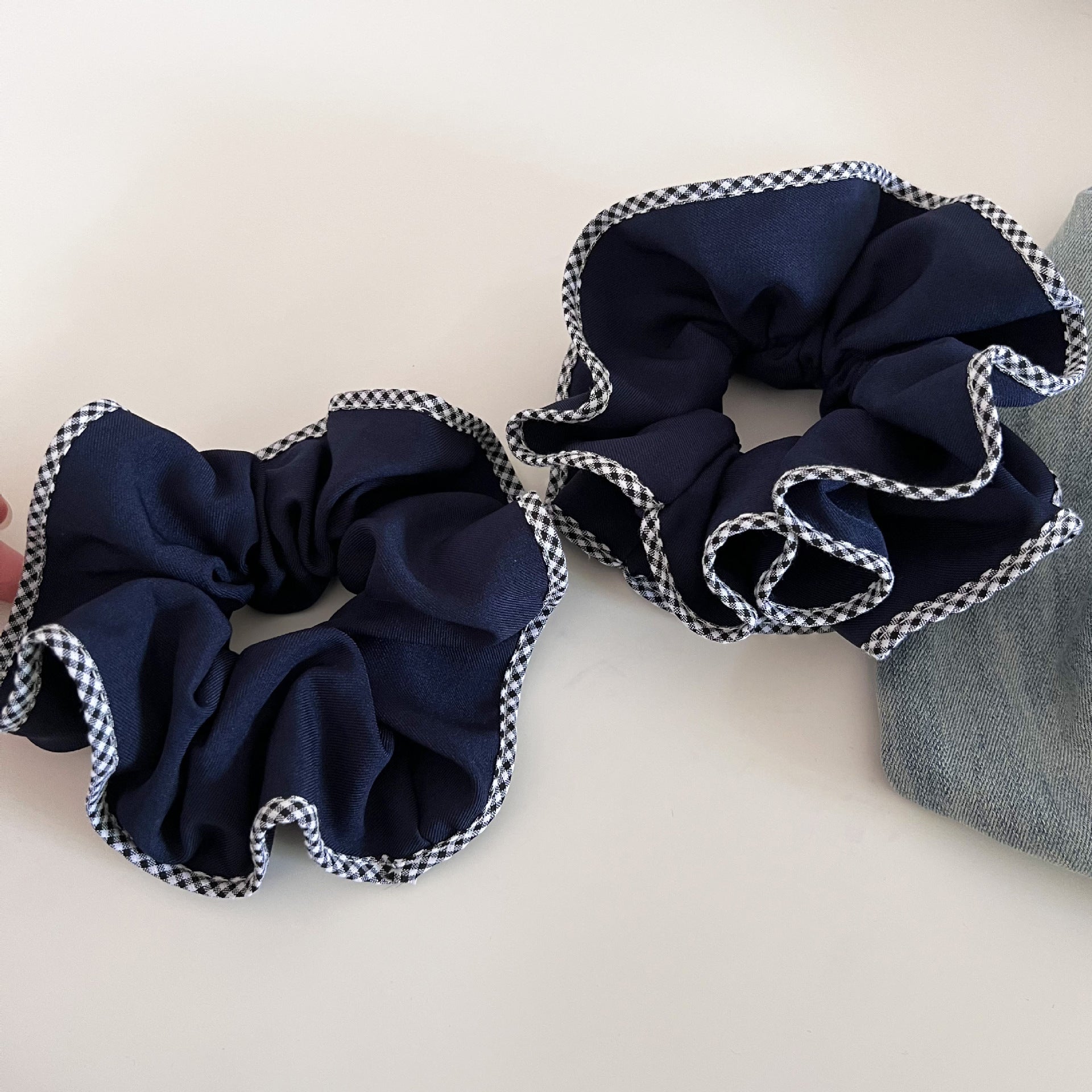 Plaid New Style Checkered Scrunchies In Grey For Stylish Hair Accessories
