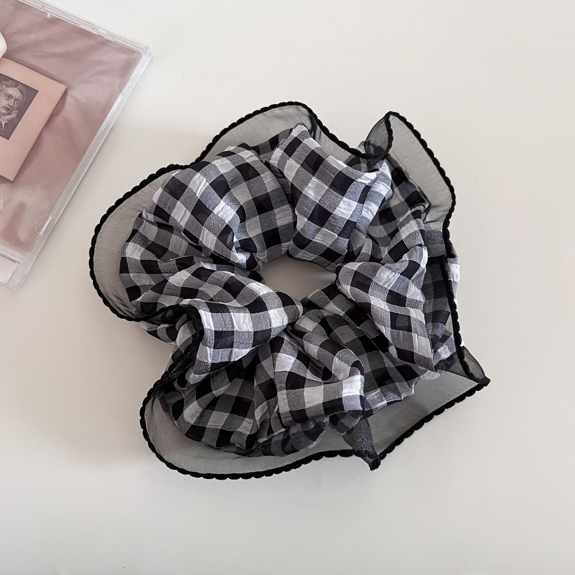 Sweet Plaid Checkered Scrunchies Hair Tie In Black Cloth Material For Stylish Hair Styling