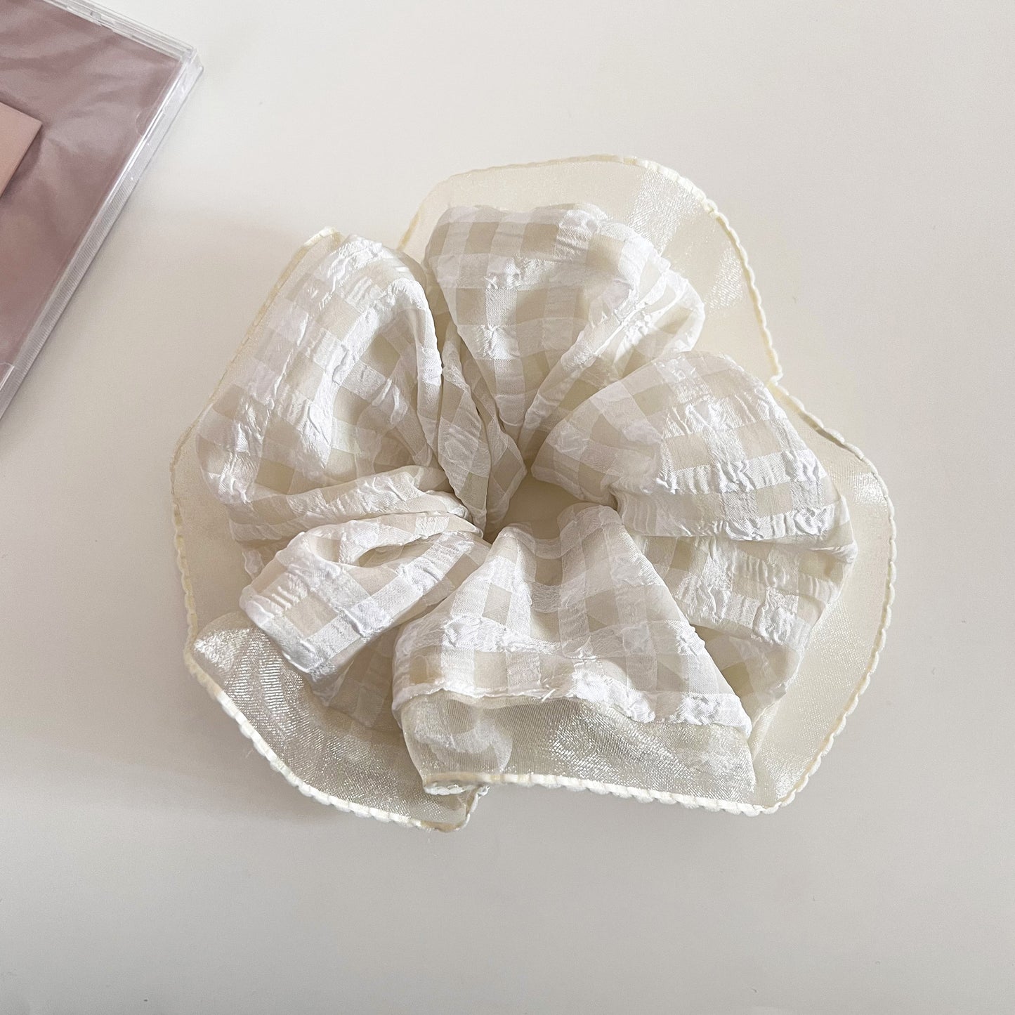 Sweet Plaid Checkered Scrunchies Hair Tie In Black Cloth Material For Stylish Hair Styling