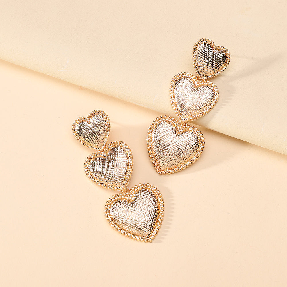 Heart Shape Zinc Alloy Women’s Retro Style Golden Banquet Accessory With Textured Craft