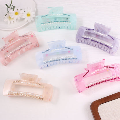 Shark Hair Claw Hairpin In Skin Color Made Of Durable PS Material