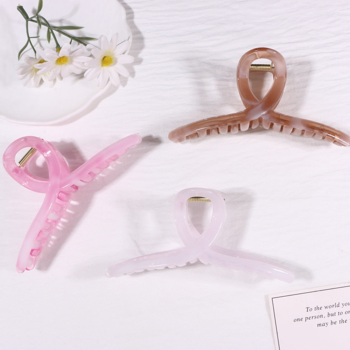 Light Brown Hair Claws Made Of Durable PS Material, Stylish Hairpin Accessory For Everyday Use