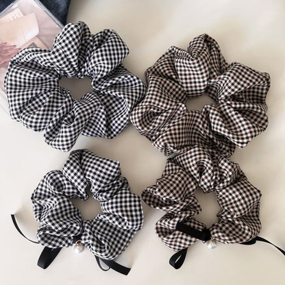 New Style Checkered Scrunchies In Black & White, Classic Hair Accessories With Trendy Pattern