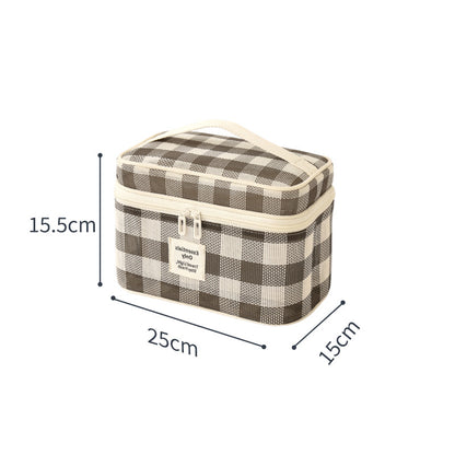 Lattice Cosmetic Bag In Stylish Design For Convenient Storage
