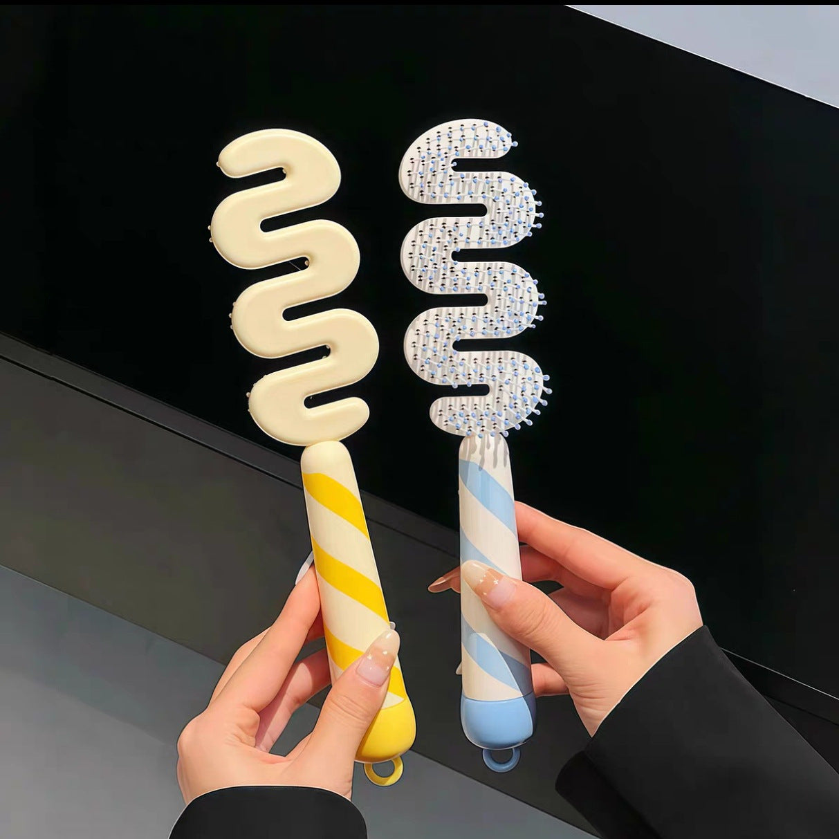 Stripe Pattern Hair Comb For Styling And Detangling, Durable And Lightweight Design