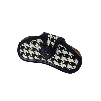 Canvas Glasses Pouch In Black For Durable And Stylish Eyewear Protection