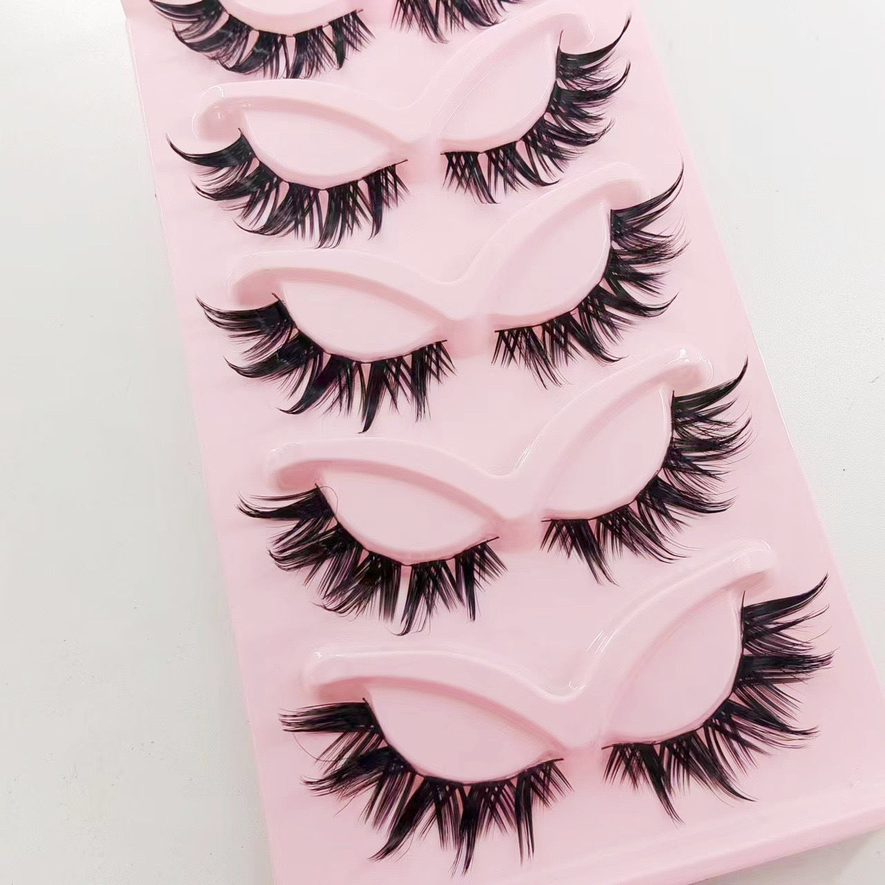 Cat Pattern False Eyelashes, 5 Pairs Made With Soft Artificial Fiber For Natural Look