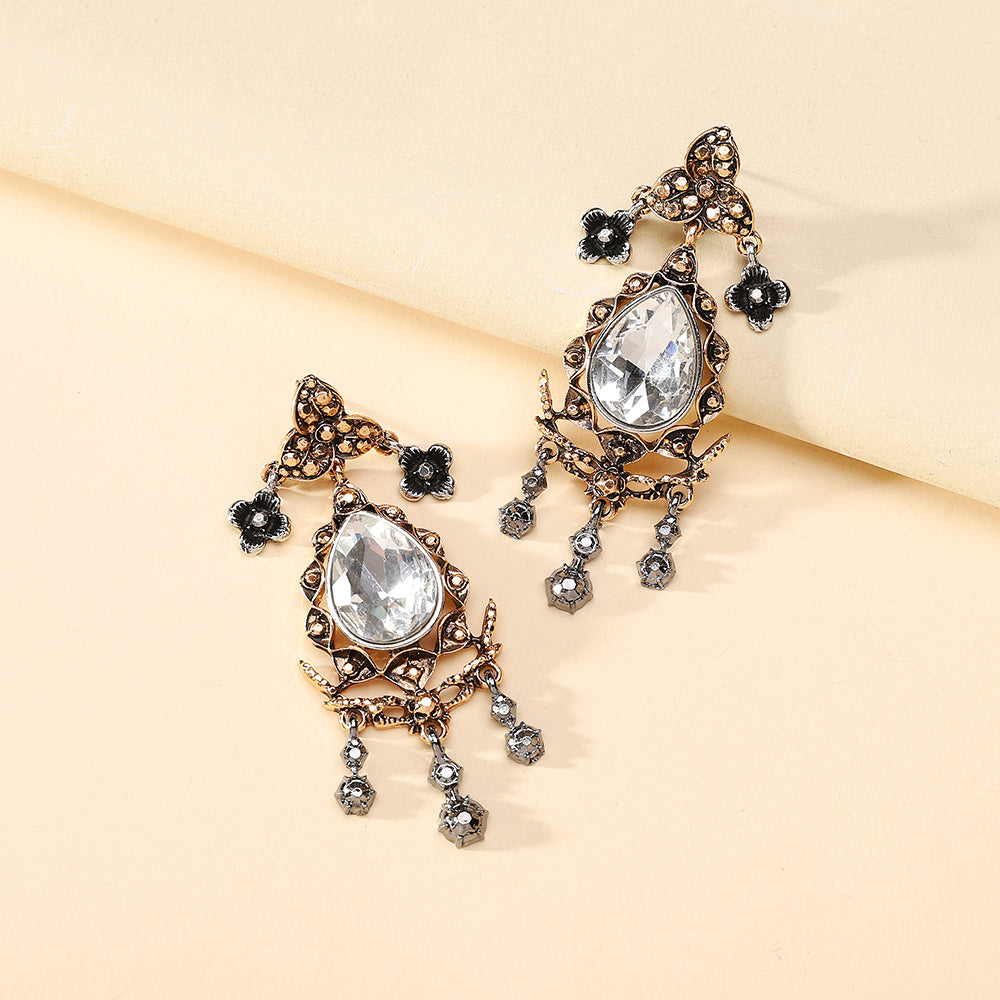 Water Droplets For Women Retro Zinc Alloy Earring With Distressed Craft And Rhinestone Inlay, Perfect For Banquet