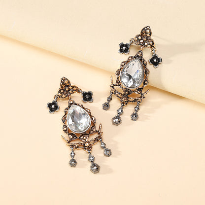 Water Droplets For Women Retro Zinc Alloy Earring With Distressed Craft And Rhinestone Inlay, Perfect For Banquet