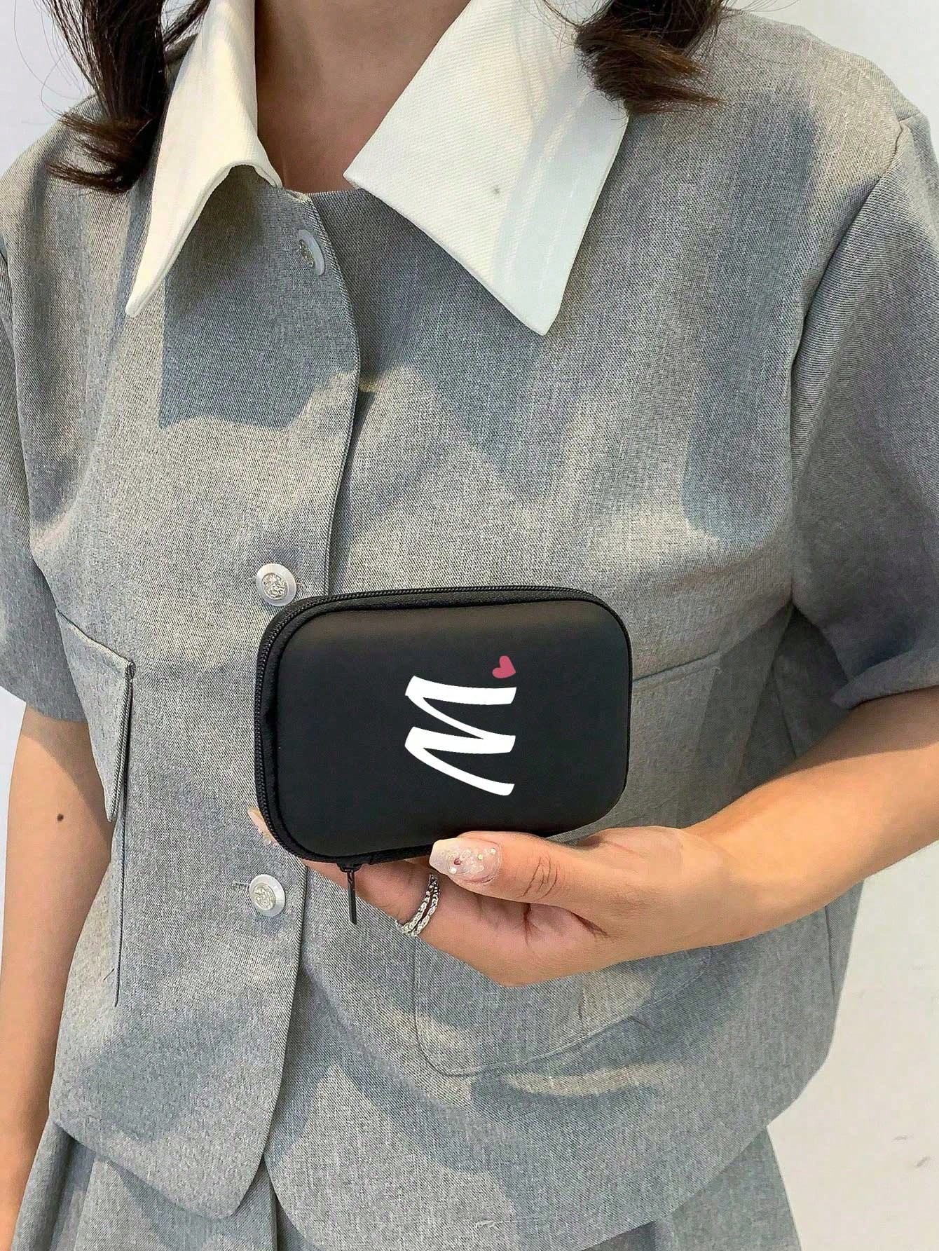 Unisex Square Polyester Letter Pattern Digital Bag, Stylish Small Square Bag For Everyday Use