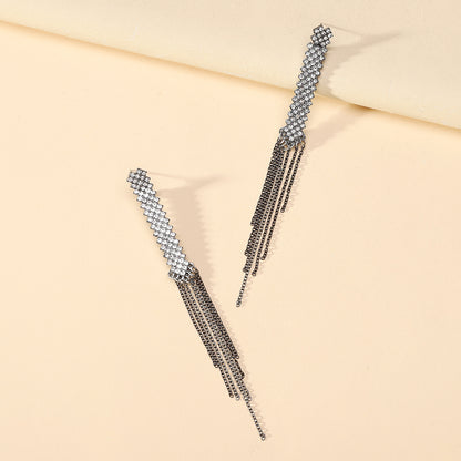 Luxurious Zinc Alloy Tassel Earrings For Women With Rhinestones, Perfect For Wedding Occasions