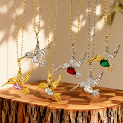 Bird Necklace For Elegant Style Featuring A Golden Finish