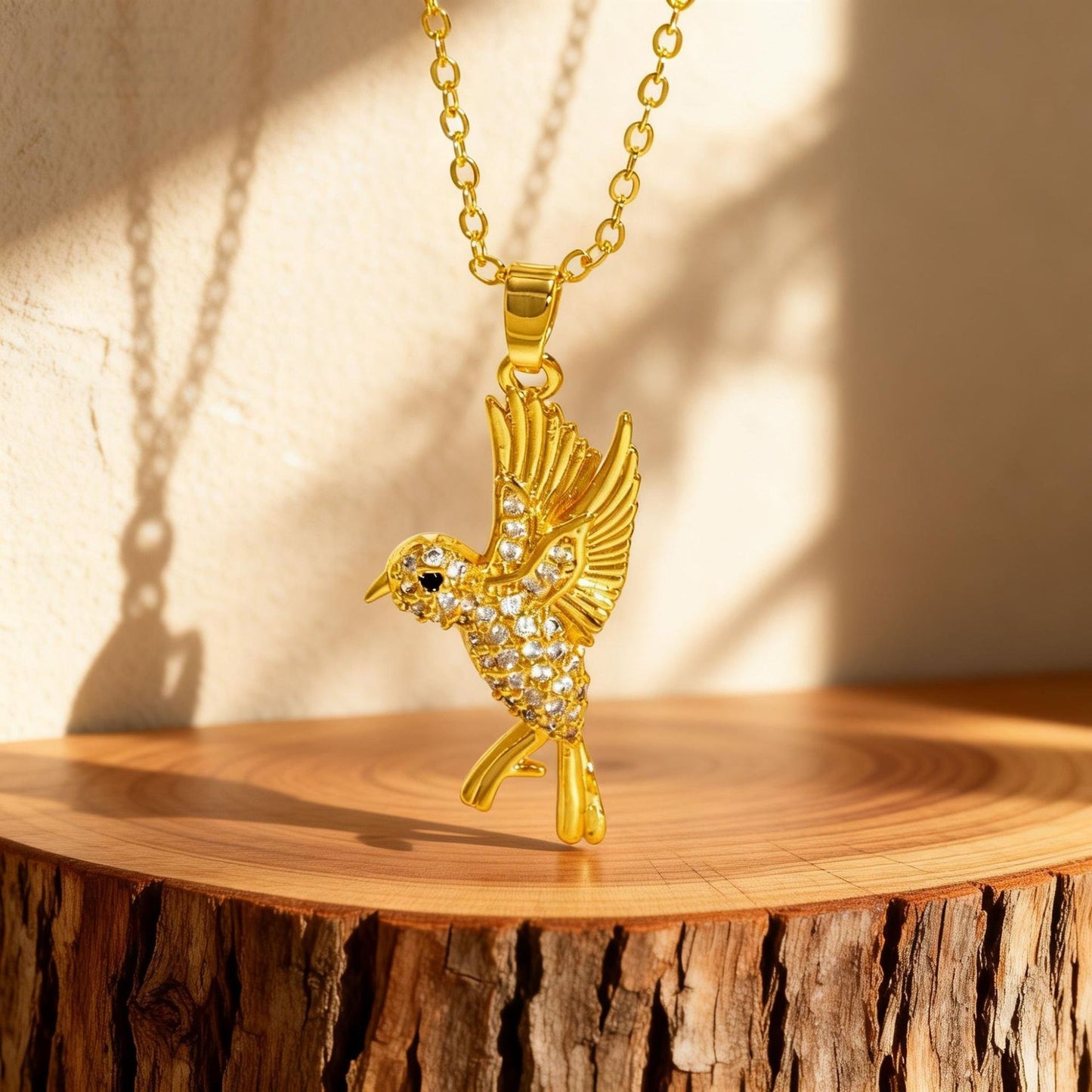 Copper Animal Necklace For Stylish Wear, Featuring A Golden Finish, 1 Piece