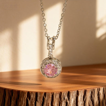 Round Necklace For Elegant Style In Golden Color