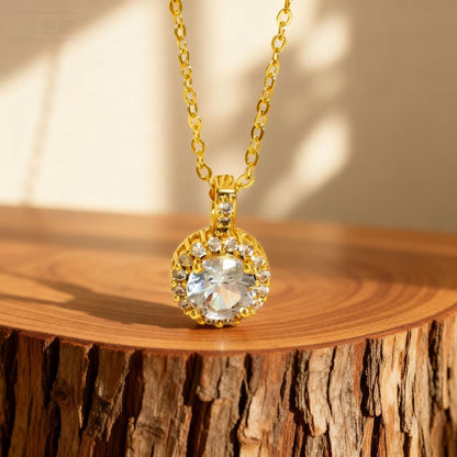 Round Necklace For Elegant Style In Golden Color