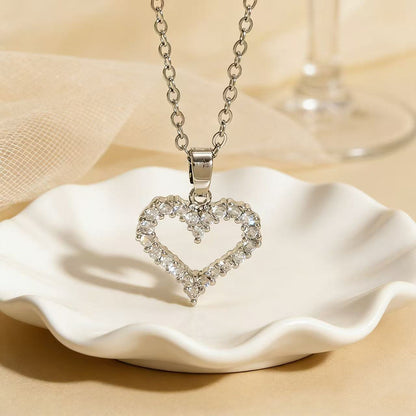 Heart Shape Necklace For Women In Copper With Zircon Inlay