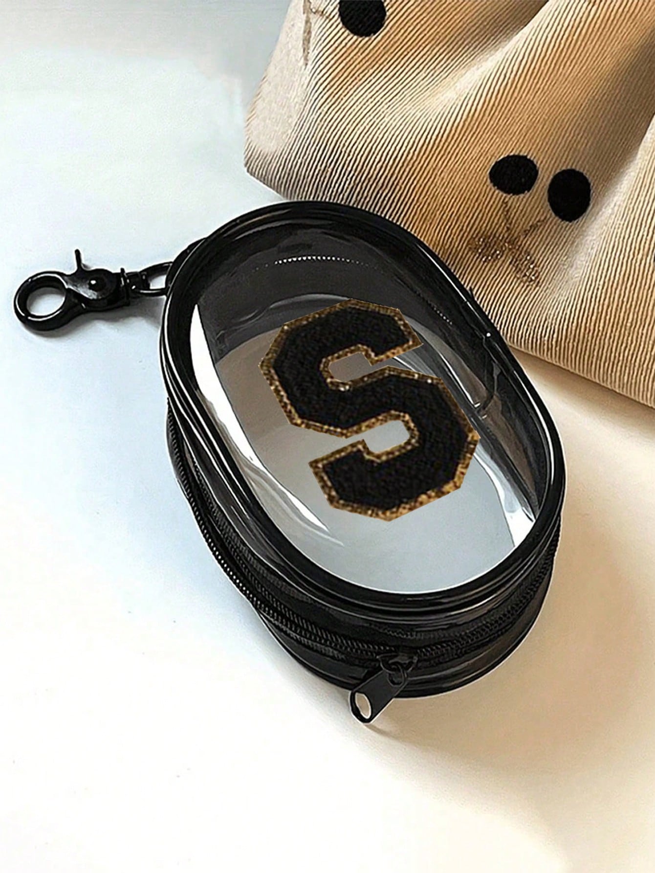 Unisex Square Letter Pattern Polyester Digital Bag With Waterproof Feature, Suitable For All Seasons