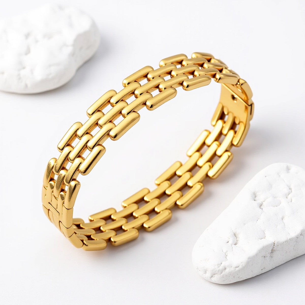 Polished Geometric Bangle For Women In 304 Stainless Steel With 18K Real Gold Plated PVD Coated Finish
