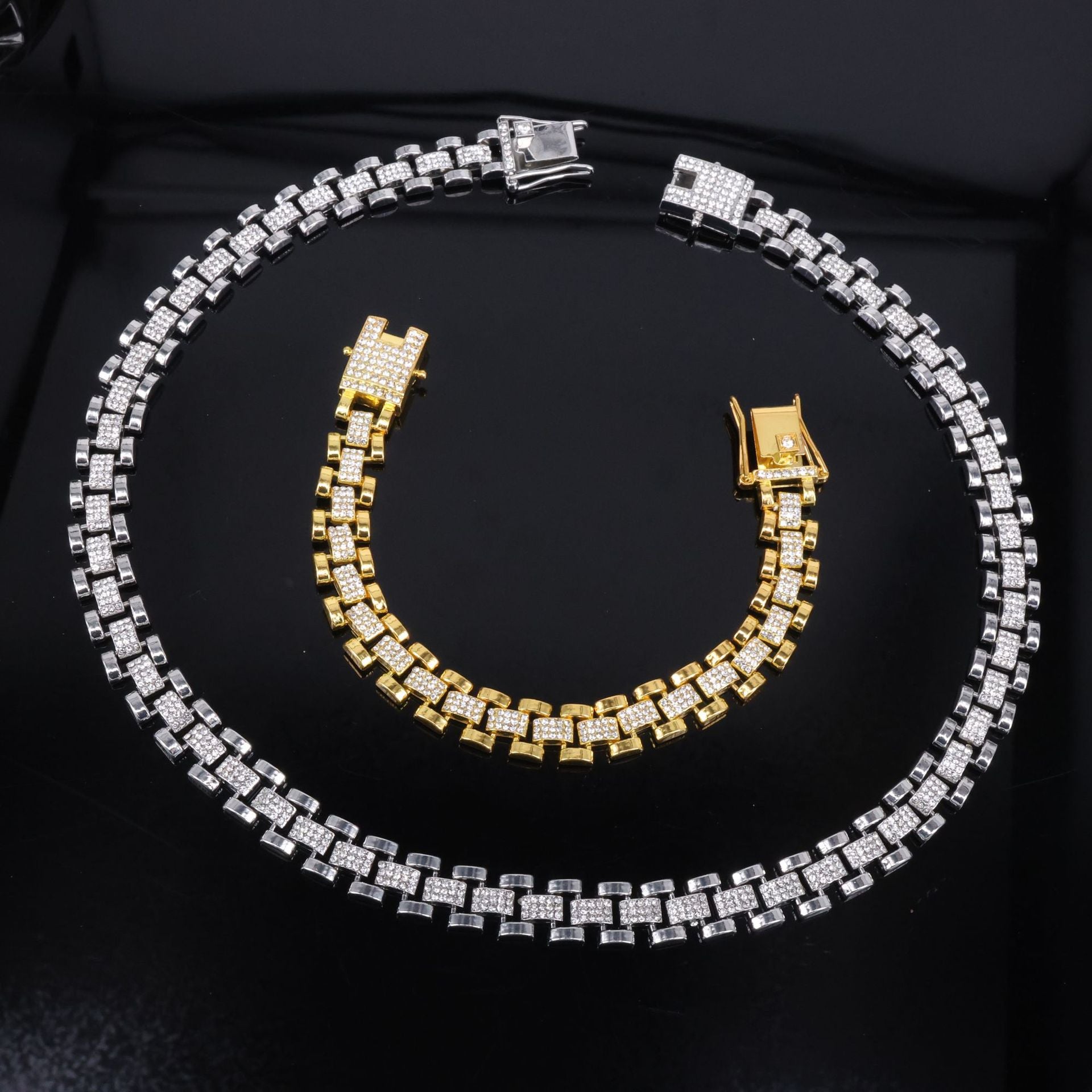 Hip-Hop Golden Lines For Unisex Zinc Alloy Cuban Link Chain Curb Chain With Rhinestone Inlay