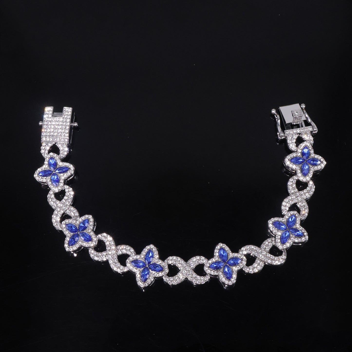 Four Leaf Clover Necklace For Unisex Featuring Golden Zinc Alloy With Glass Inlay And Cuban Link Chain