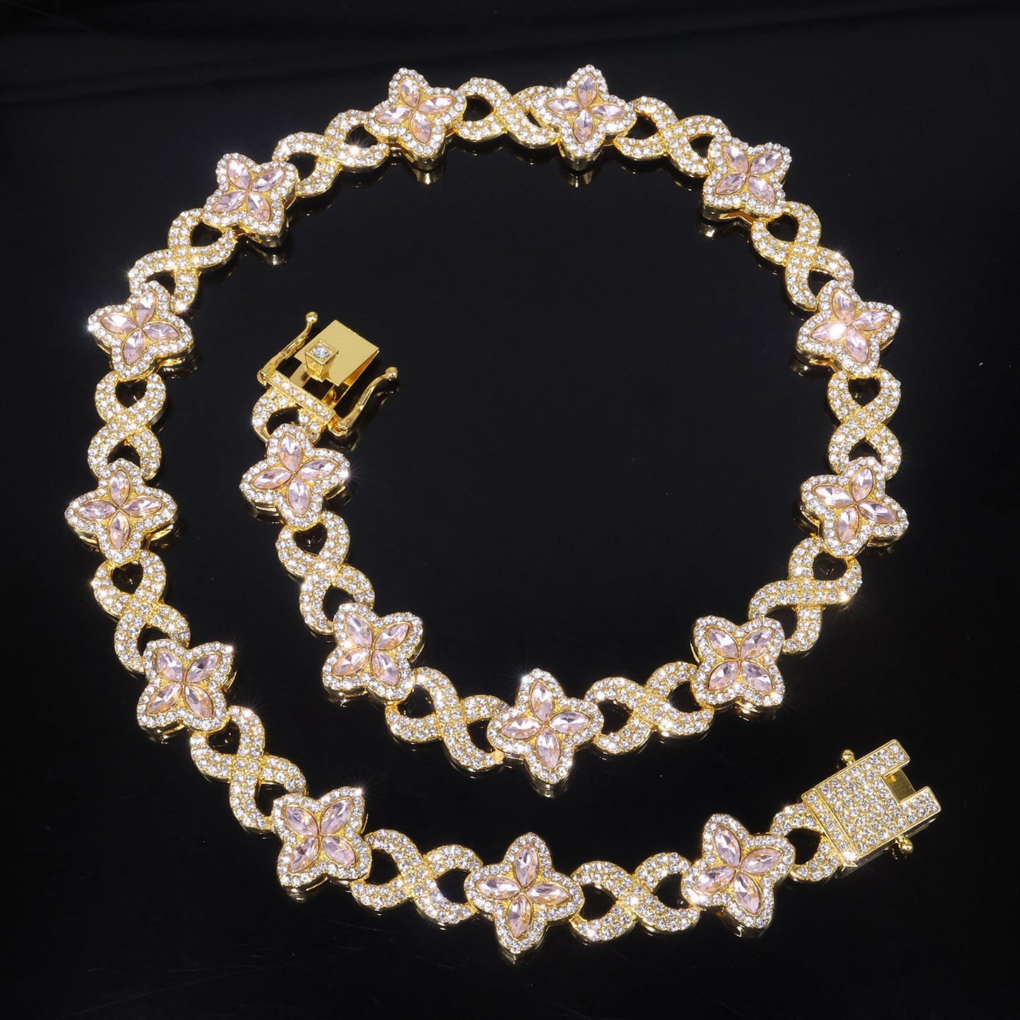 Four Leaf Clover Necklace For Unisex Featuring Golden Zinc Alloy With Glass Inlay And Cuban Link Chain