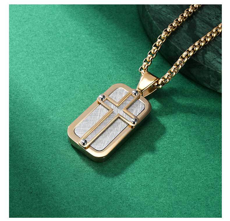 Original Design Metal Cross Pendant For Stylish Wear