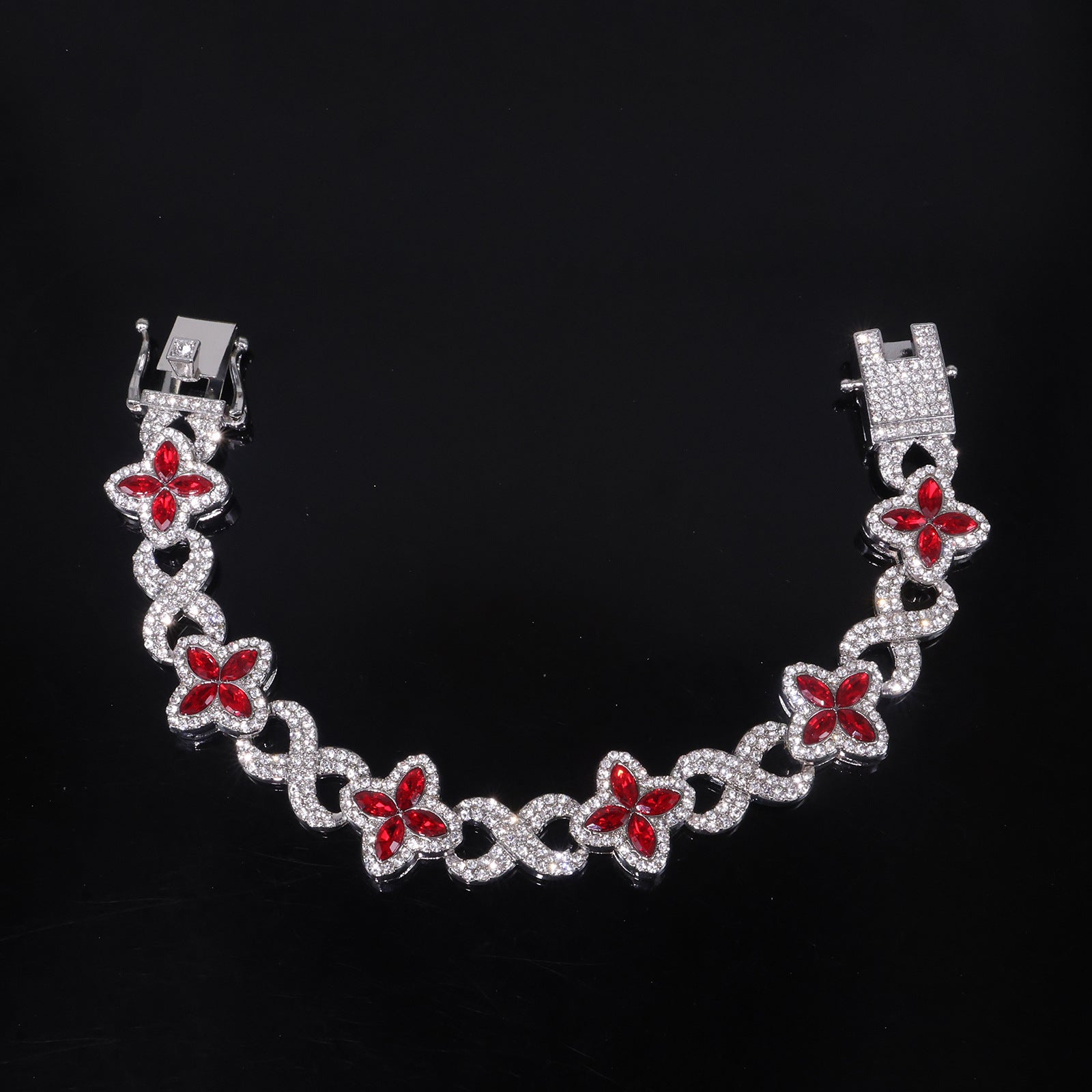 Four Leaf Clover Necklace For Unisex Featuring Golden Zinc Alloy With Glass Inlay And Cuban Link Chain