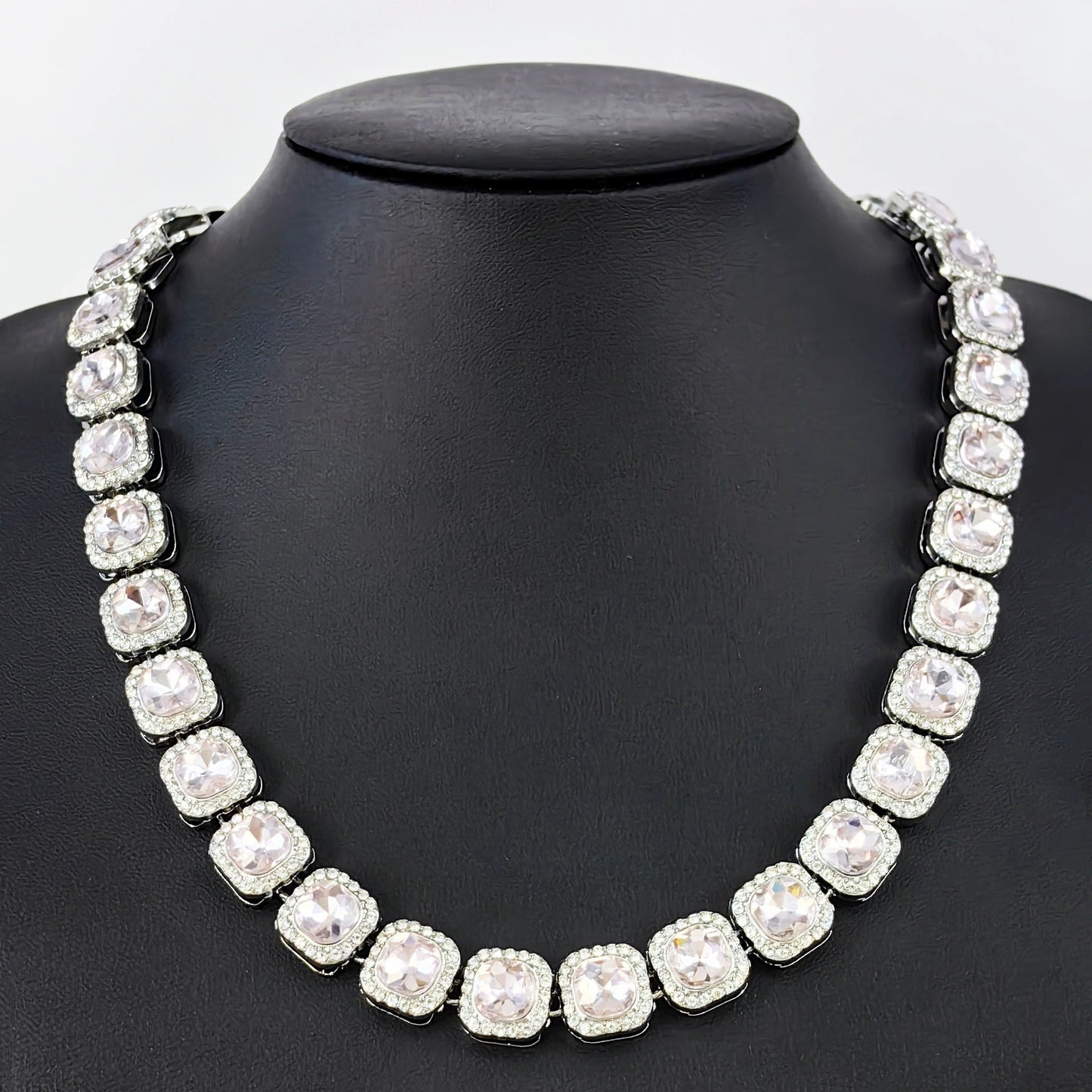 For Unisex Hip-Hop Golden Cuban Link Chain Curb Chain Made Of Zinc Alloy With Glass Inlay
