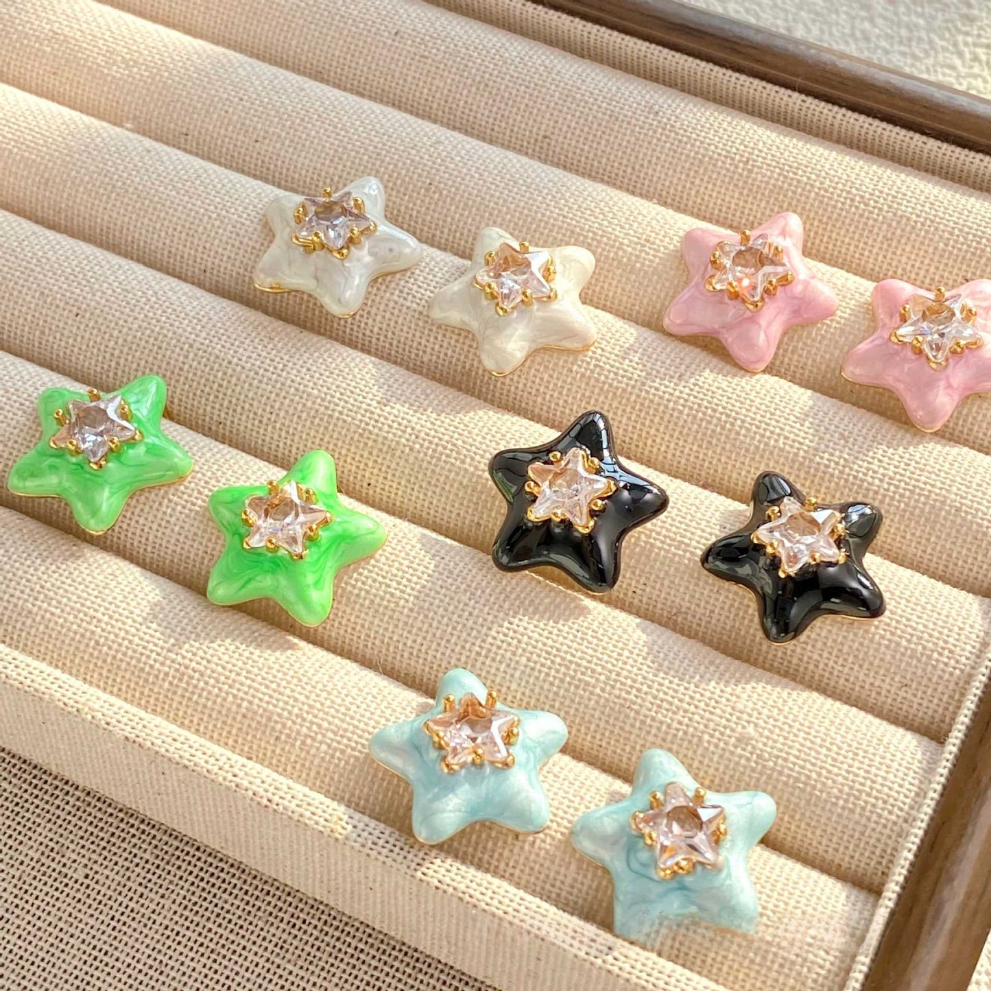 Sweet Pink Flowers Stud Earrings For Women With Electroplated Gold Plating Process