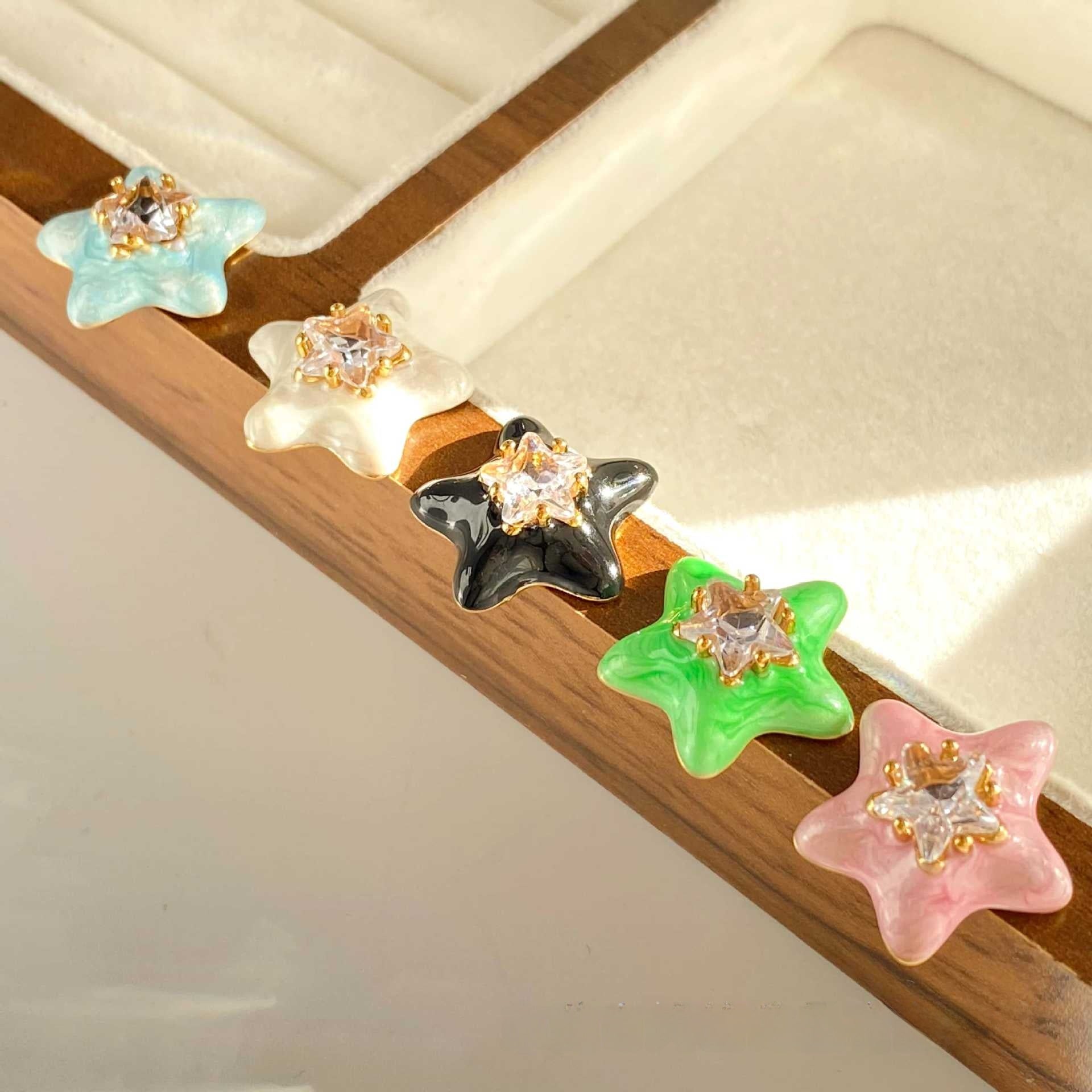 Sweet Pink Flowers Stud Earrings For Women With Electroplated Gold Plating Process