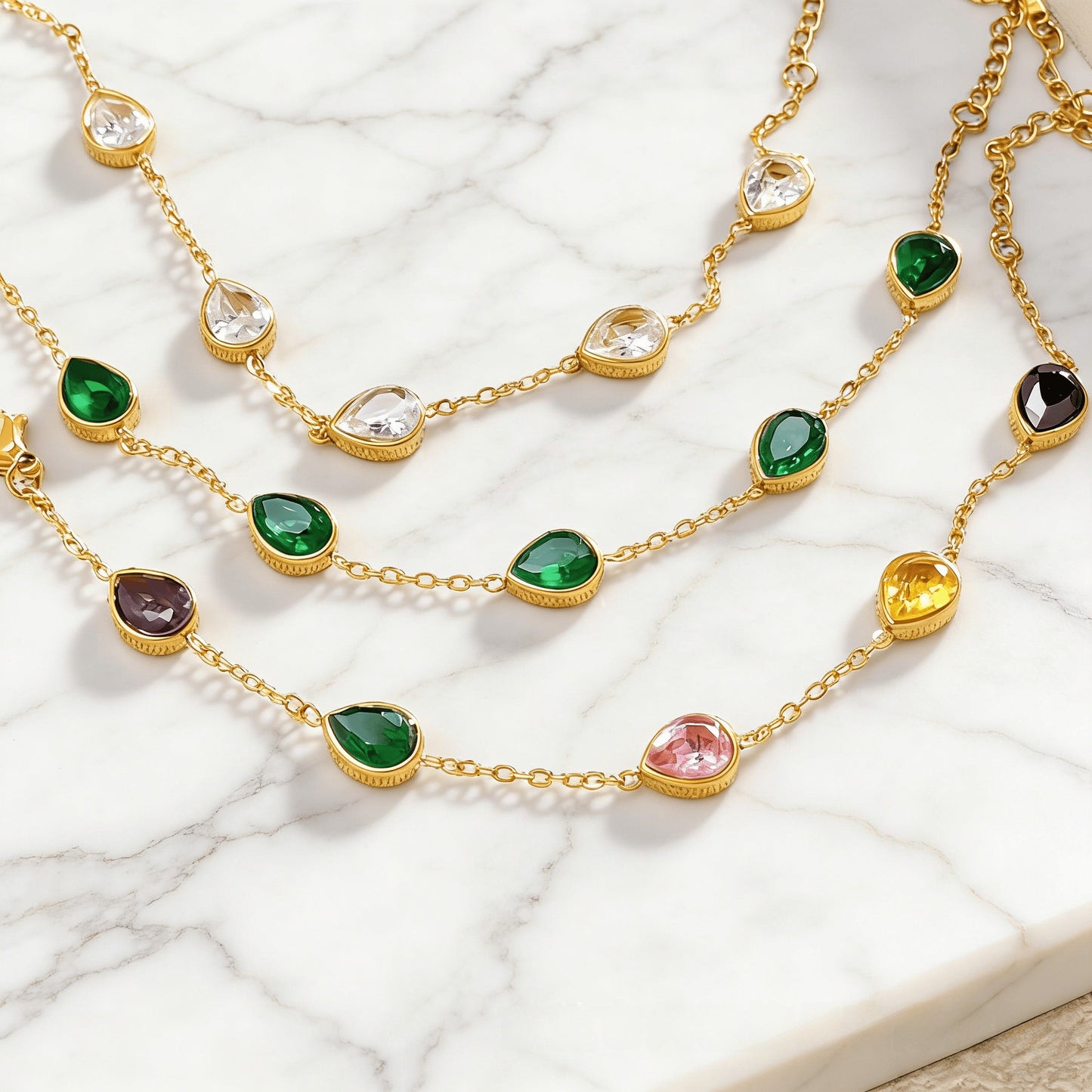 Round Pendant For Women Featuring Zircon Inlay Material With Electroplated Golden Plated Finish