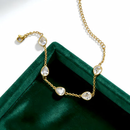 Round Pendant For Women Featuring Zircon Inlay Material With Electroplated Golden Plated Finish