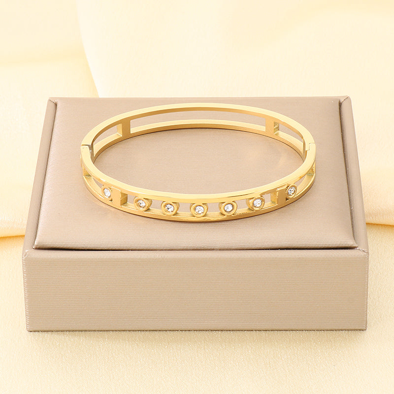 Geometric Three-dimensional Bangle For Women In 304 Stainless Steel With 18K Real Gold Plated And Rhinestones Inlay