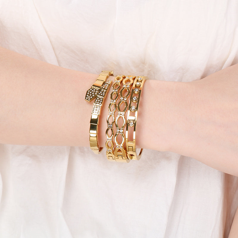 Geometric Three-dimensional Bangle For Women In 304 Stainless Steel With 18K Real Gold Plated And Rhinestones Inlay