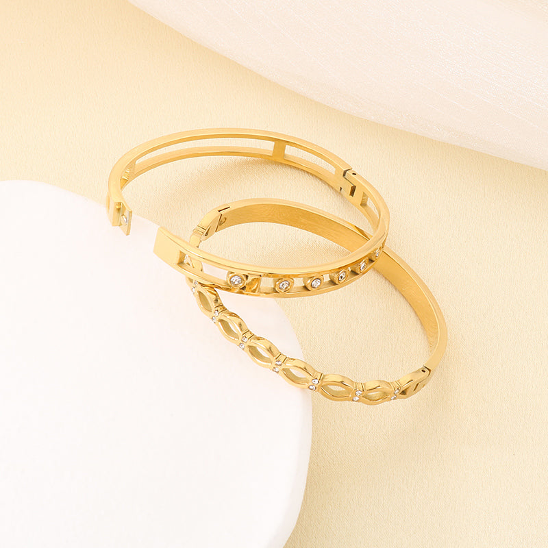 Geometric Three-dimensional Bangle For Women In 304 Stainless Steel With 18K Real Gold Plated And Rhinestones Inlay