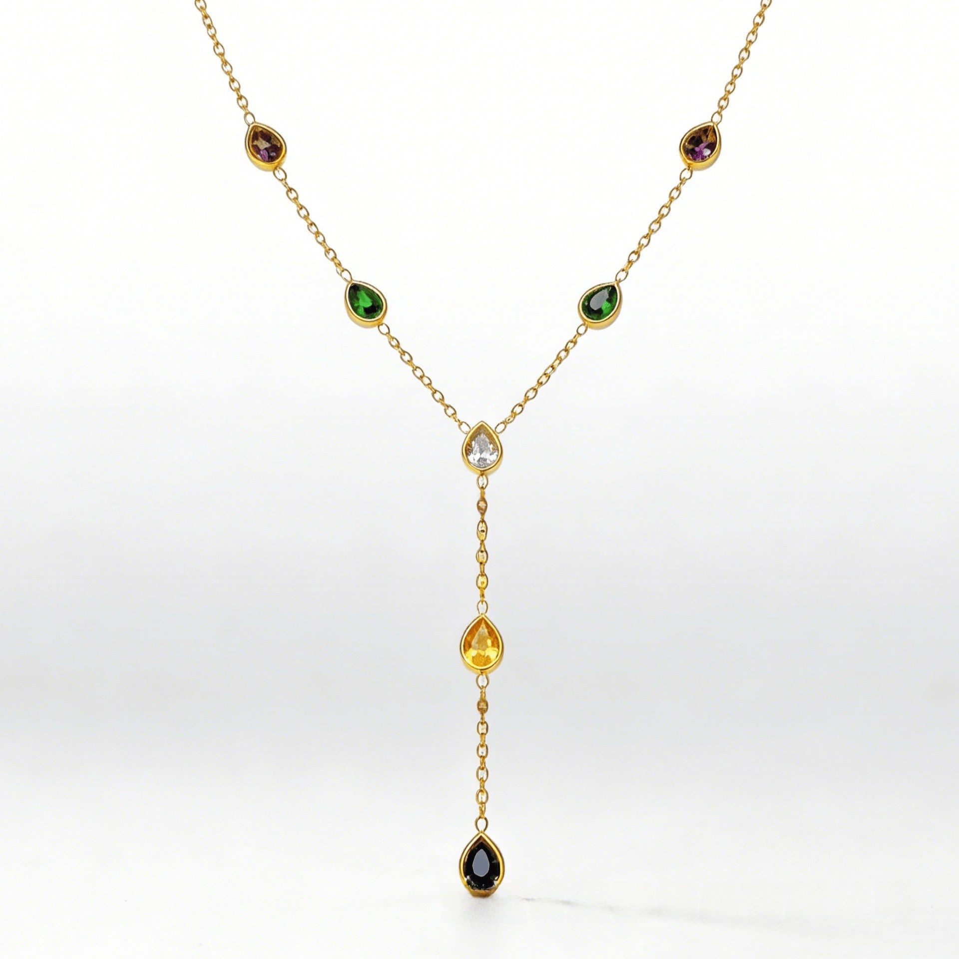 Round Pendant For Women Featuring Zircon Inlay Material With Electroplated Golden Plated Finish