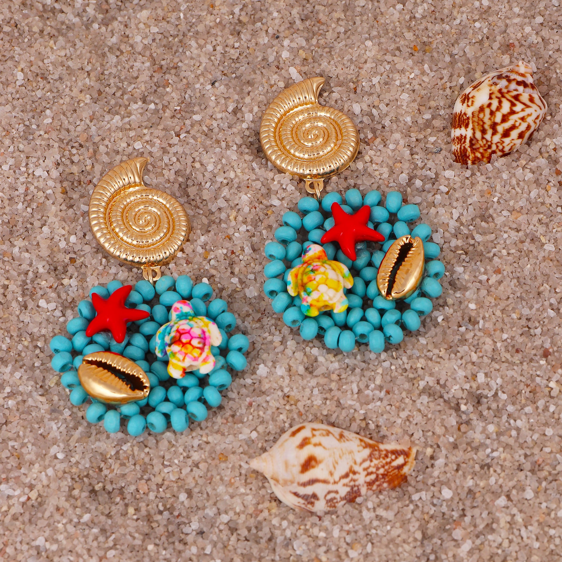 Bohemian Tortoise Necklace For Women In Blue Alloy With Seed Bead Inlay Featuring Turtle Design