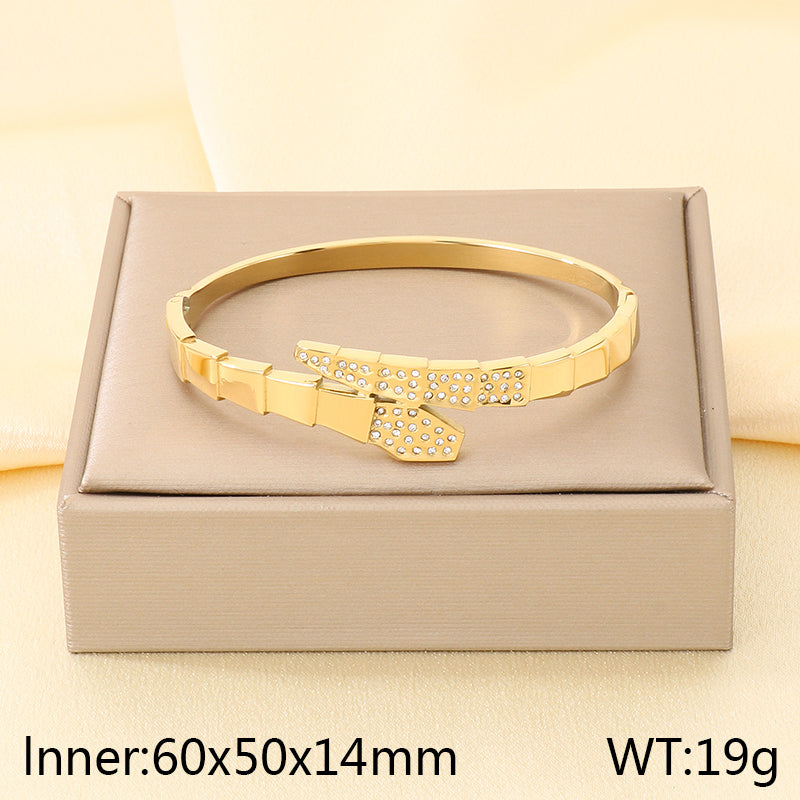 Geometric Three-dimensional Bangle For Women In 304 Stainless Steel With 18K Real Gold Plated And Rhinestones Inlay