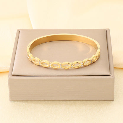 Geometric Three-dimensional Bangle For Women In 304 Stainless Steel With 18K Real Gold Plated And Rhinestones Inlay