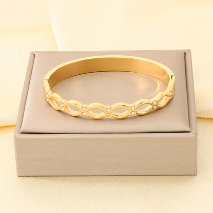 Geometric Three-dimensional Bangle For Women In 304 Stainless Steel With 18K Real Gold Plated And Rhinestones Inlay