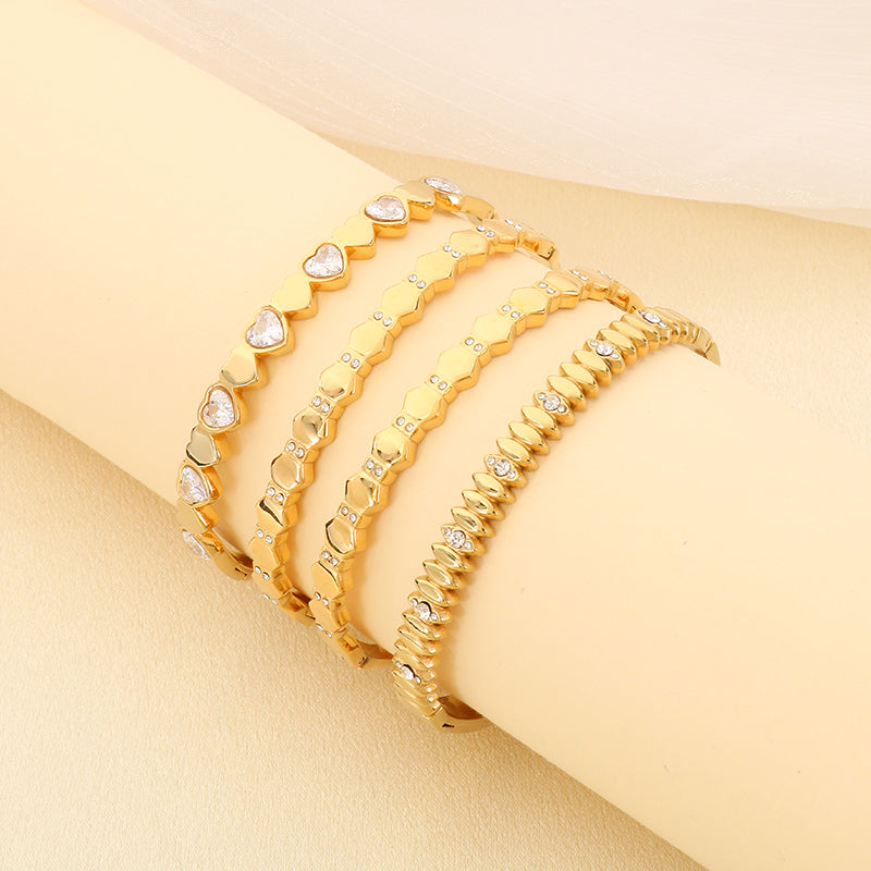 Heart Shape Three-dimensional Bangle For Women In 304 Stainless Steel With 18K Real Gold Plated And Rhinestones Inlay