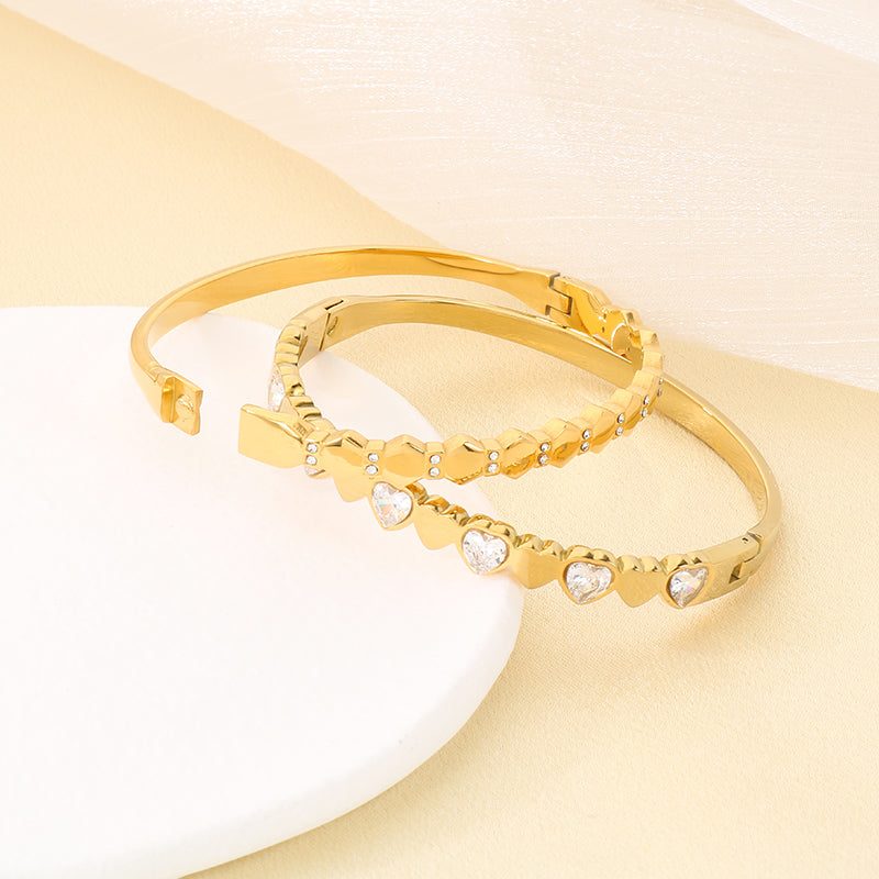 Heart Shape Three-dimensional Bangle For Women In 304 Stainless Steel With 18K Real Gold Plated And Rhinestones Inlay