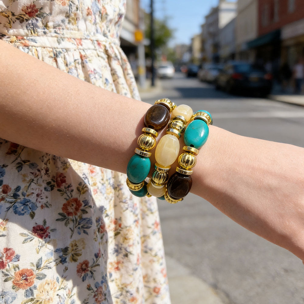 Maillard Style Irregular Acrylic Beading Bracelet For Women, Unique Design With Elegant Craftsmanship