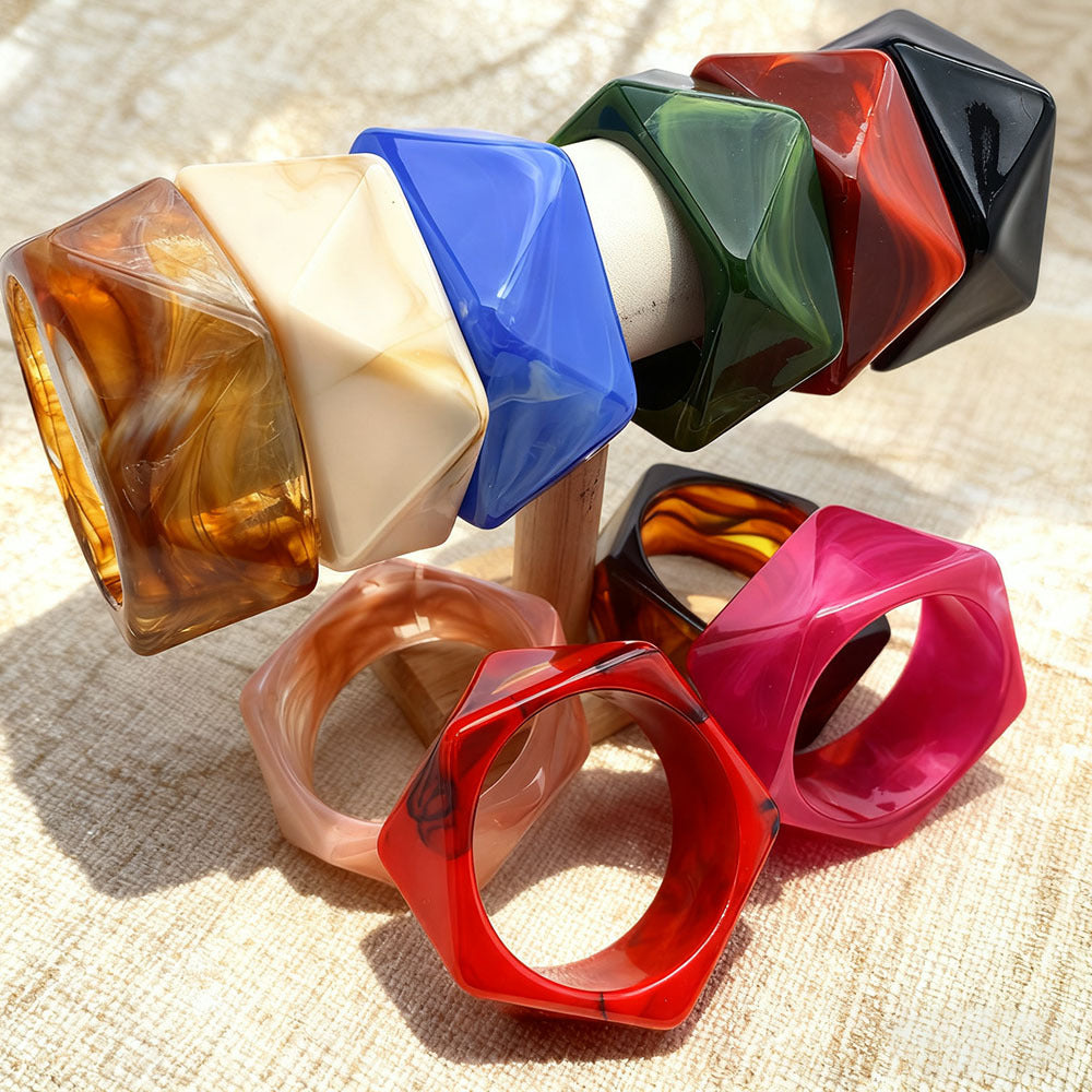 Retro Black Acrylic Rhombus Bangle For Women