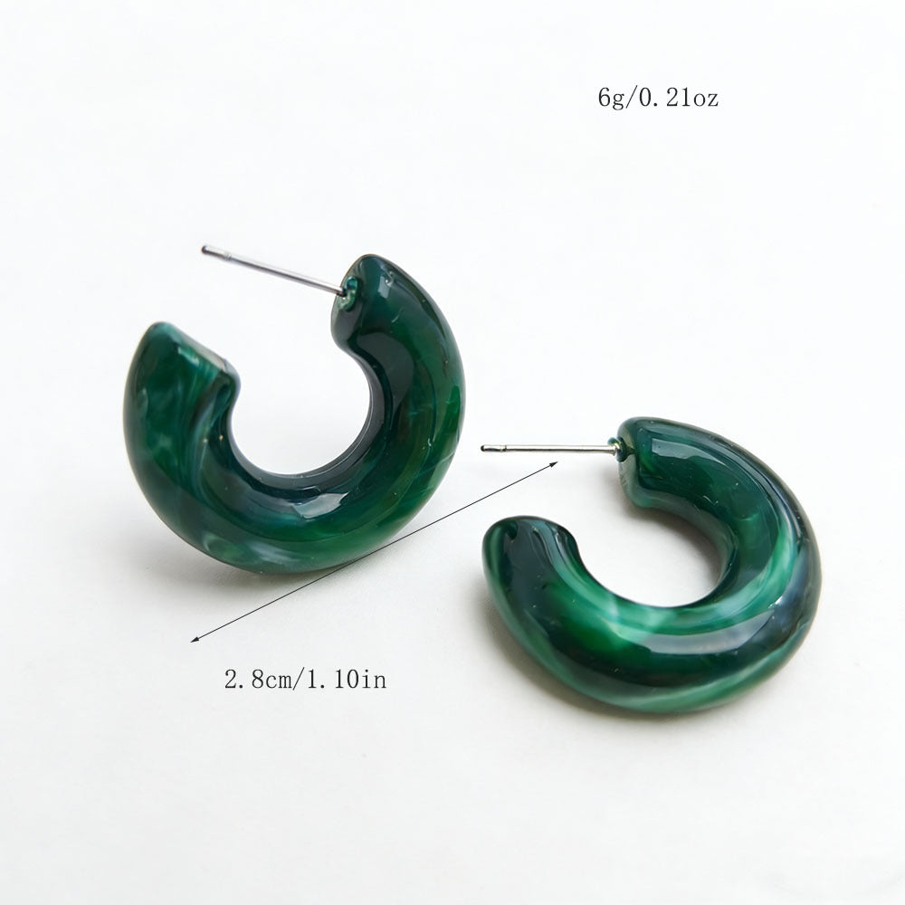 Three-dimensional Retro White Acrylic C Shape Earrings For Women Featuring Unique Design