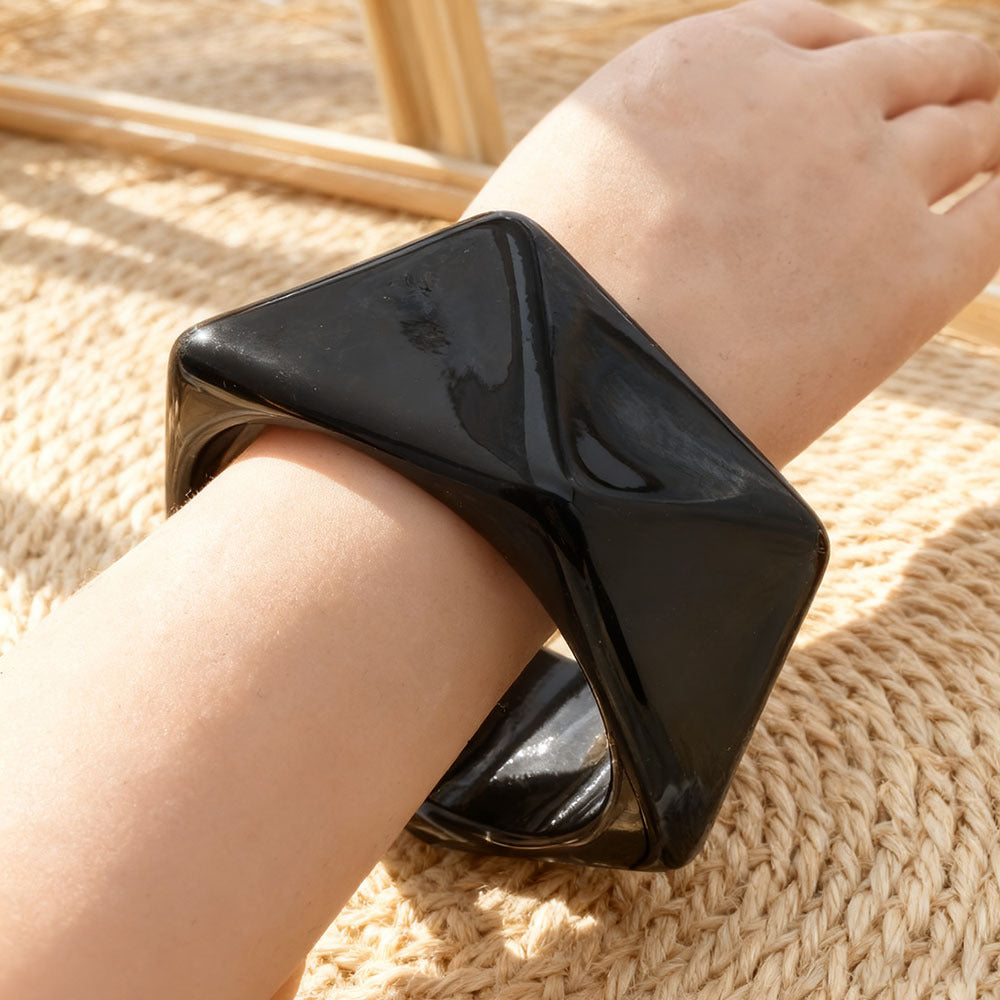 Retro Black Acrylic Rhombus Bangle For Women
