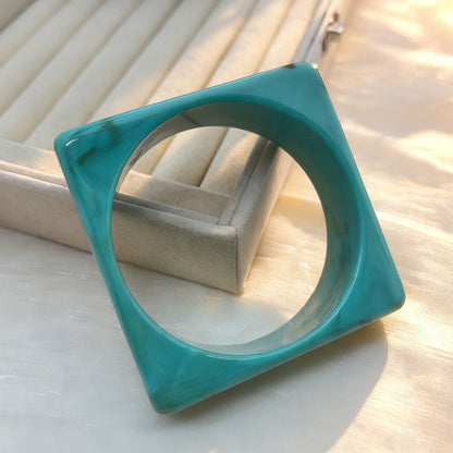 Geometric Retro Acrylic Bangle For Women In Multicolor