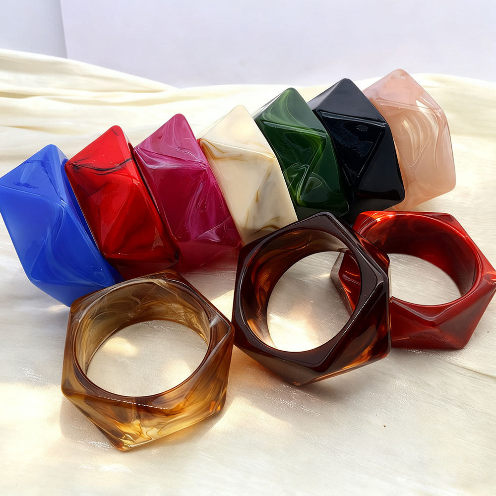 Retro Black Acrylic Rhombus Bangle For Women